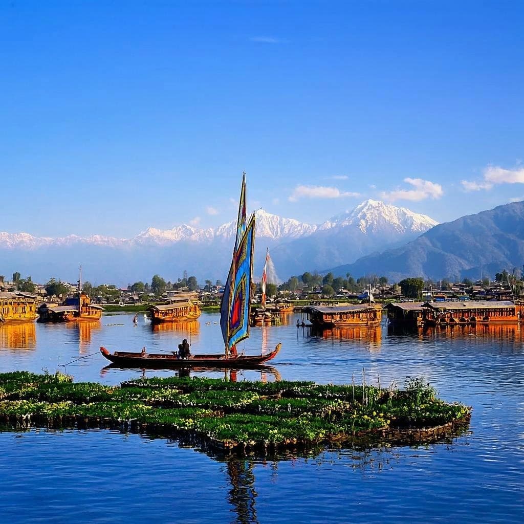 Kashmir Dal Lake